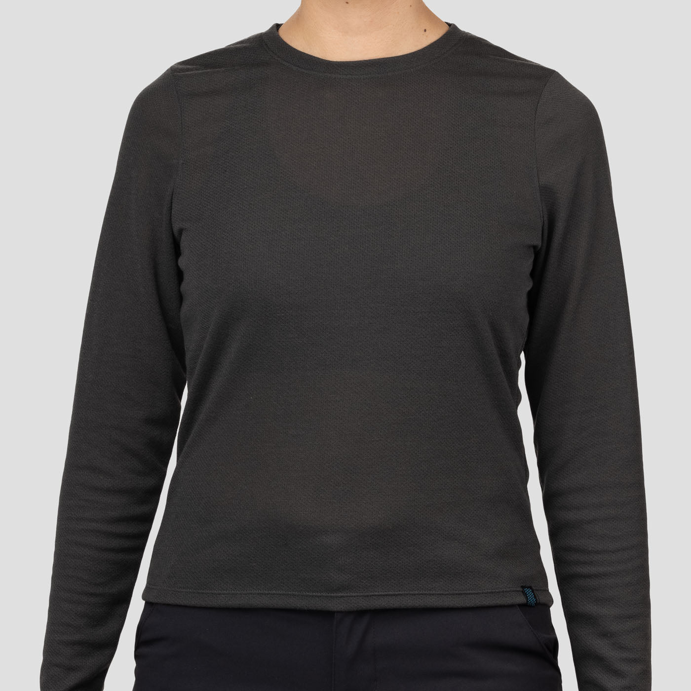 Black long sleeve discount shirt womens